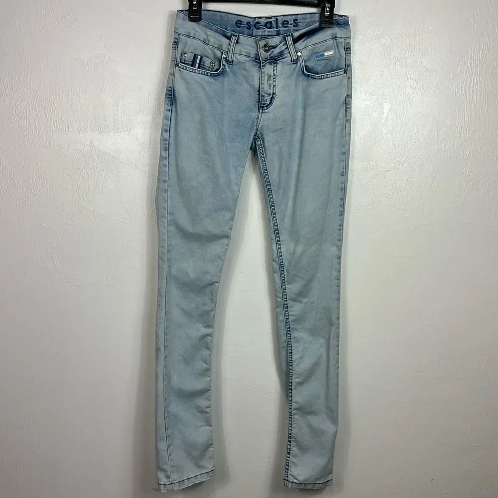 Escales Paris Cotton Blend Slim Fit Low Rise Jeans In Light Blue Size EU 36